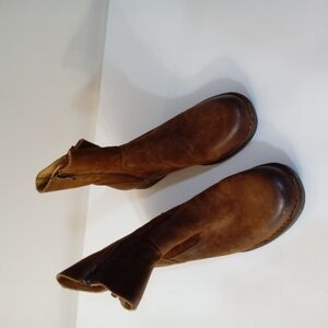 Born Brown Ankle Boots Soft Leather Minimalist Design